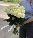 17 Белых роз