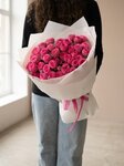 Букет из 11 пионовидных кустовых роз 