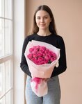 Букет из 5 пионовидных кустовых роз 
