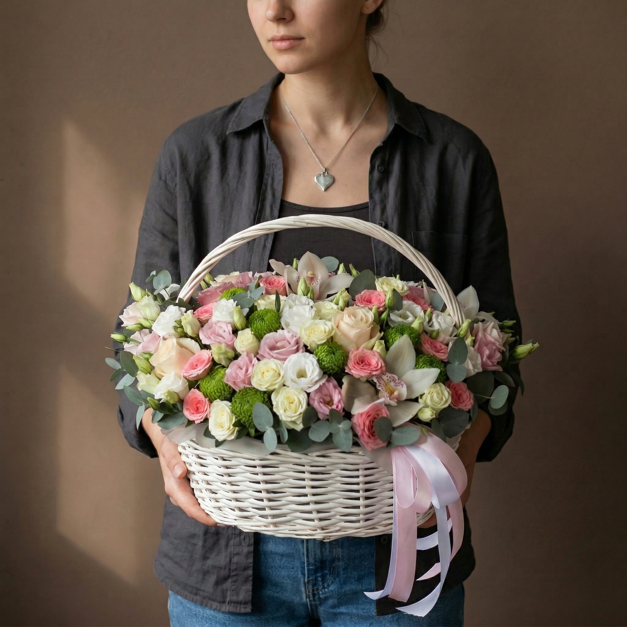Корзина с цветами 